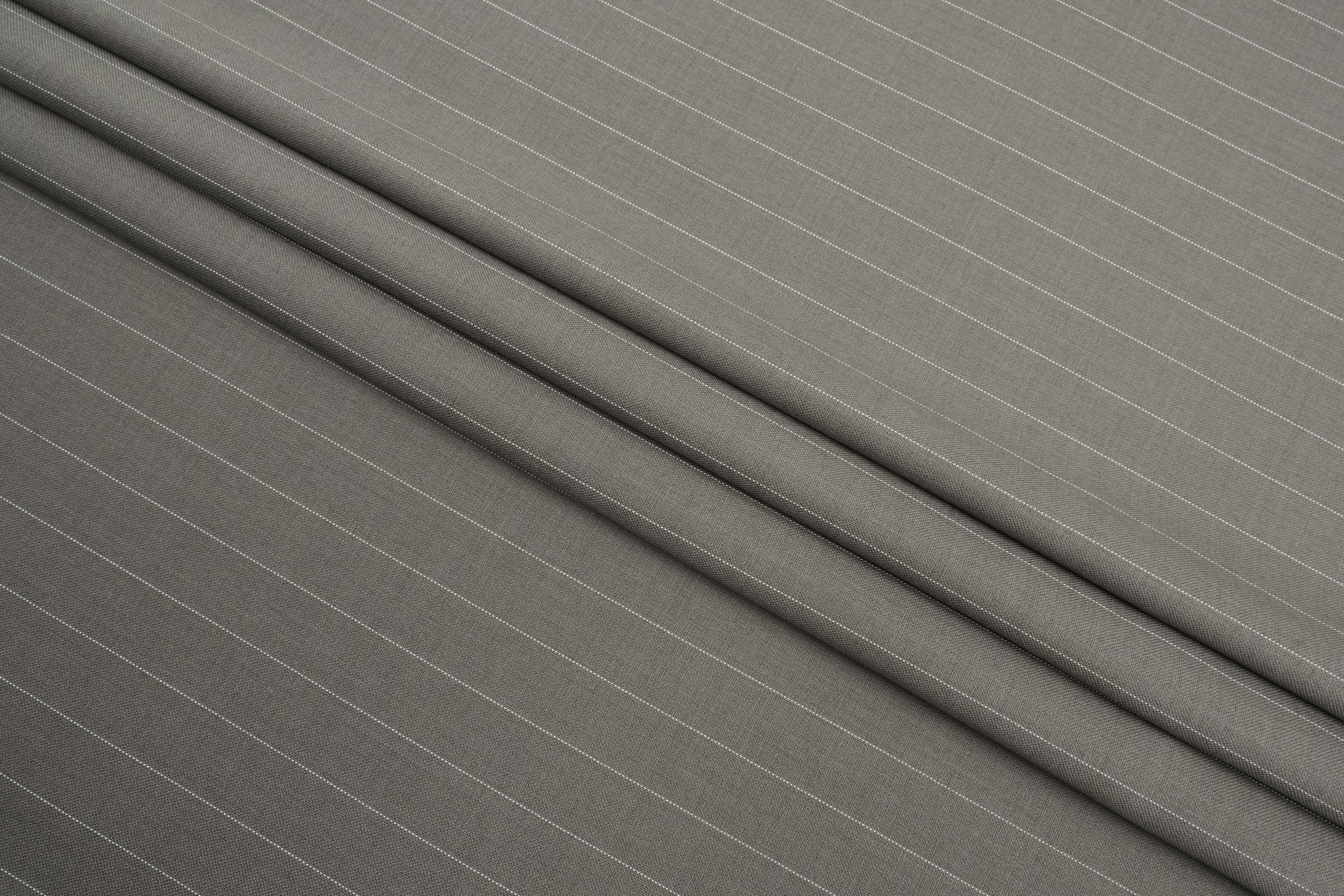 56333