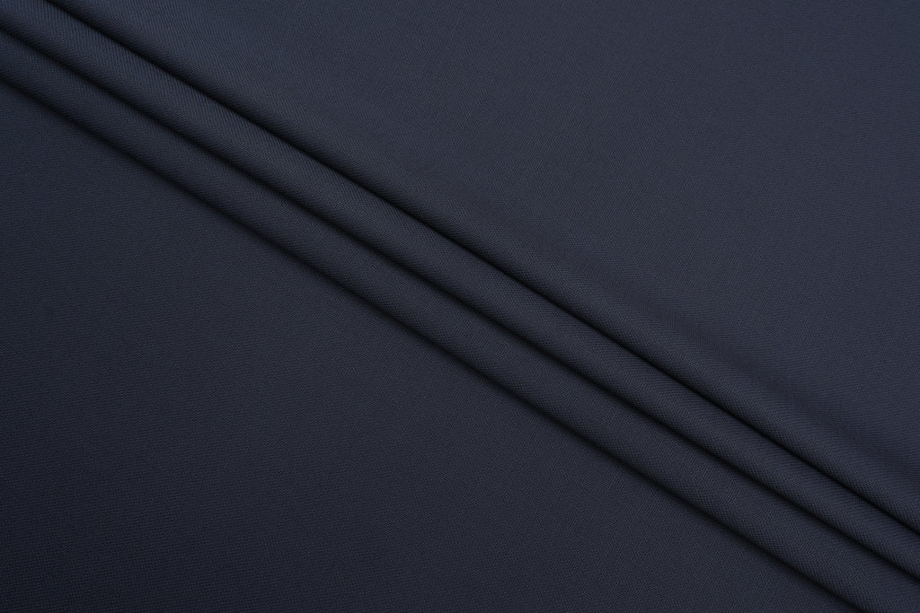 571020